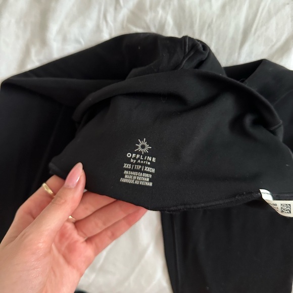 Aerie offline crossover leggings - Picture 3 of 3